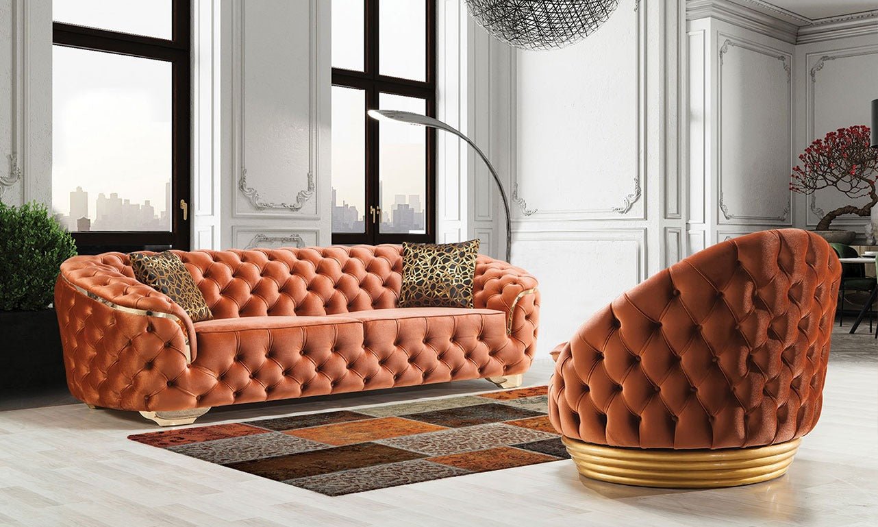 Skórzana sofa w kolorze koniakowym w eleganckim wnętrzu