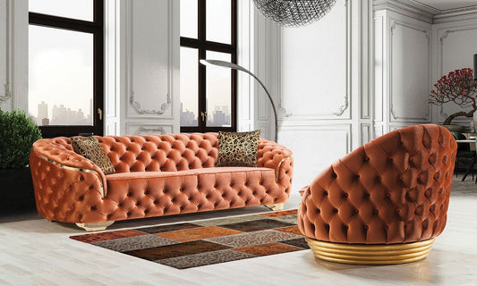 Skórzana sofa w kolorze koniakowym w eleganckim wnętrzu